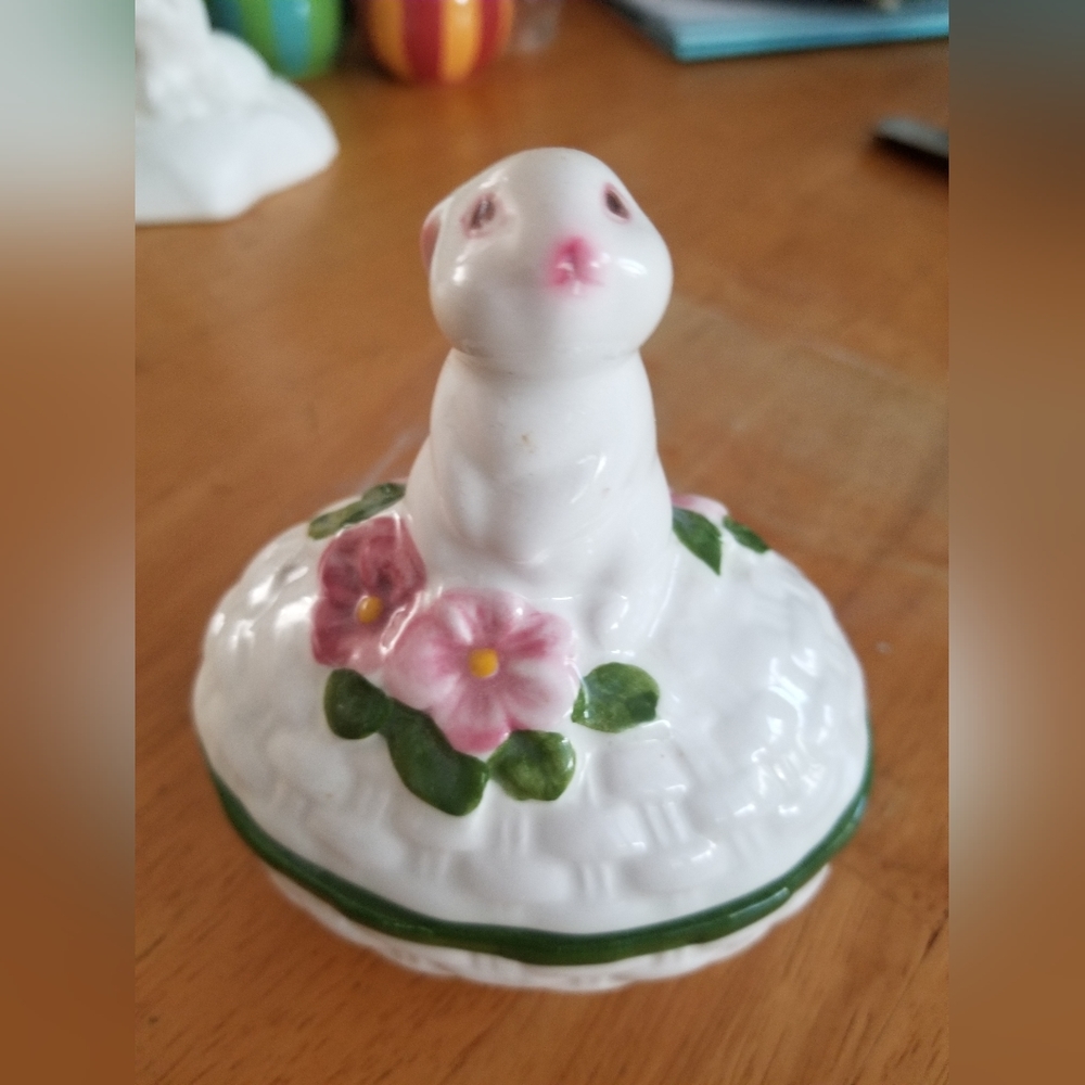 Vintage Bunny Catch All